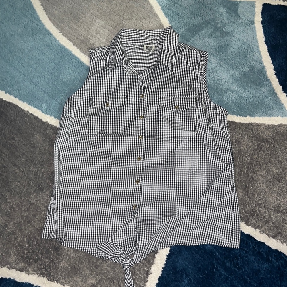 Anne Klein button down top